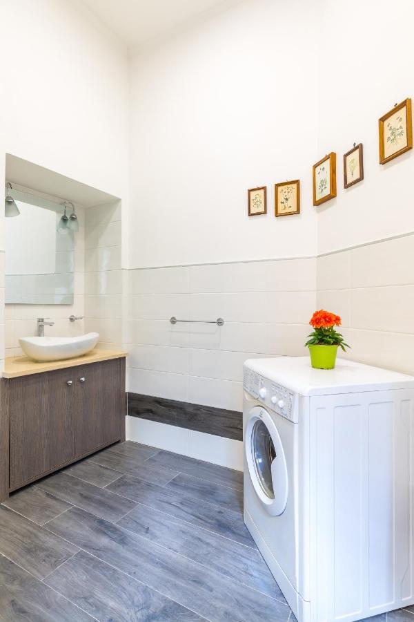 Gelso Complex Studios And Flat By Napoliapartments Εξωτερικό φωτογραφία